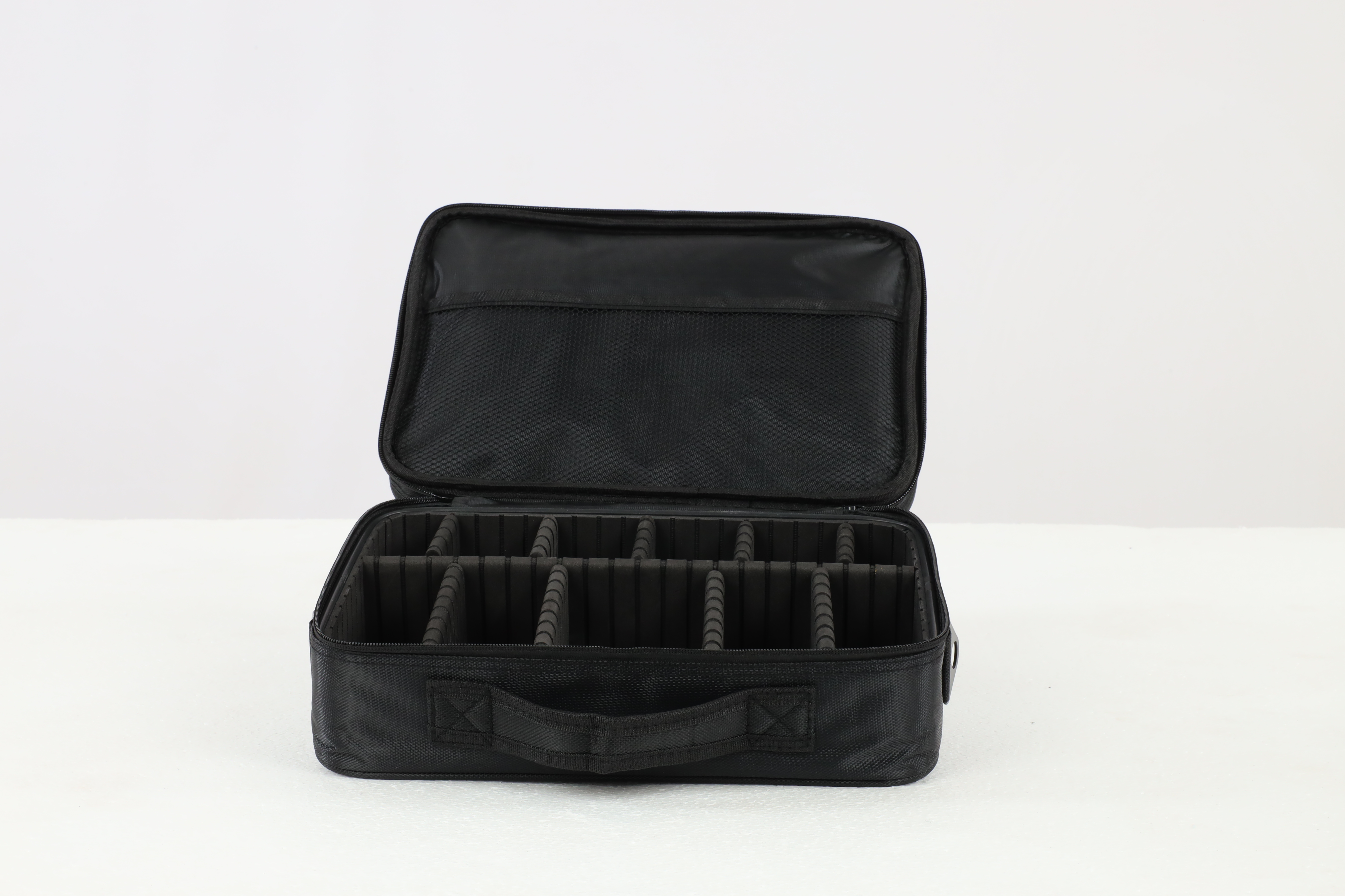 Nixcer Large Professional Makeup Bag thumbnail 2